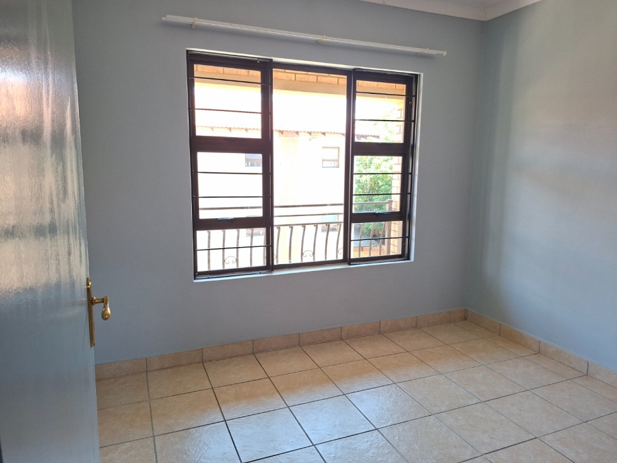 1 Bedroom Property for Sale in Potchefstroom North North West